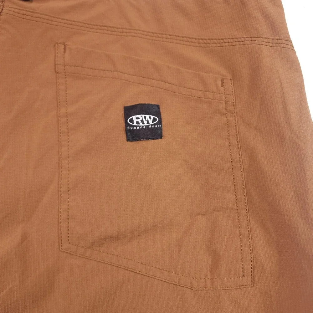 Rugged Wear Mens 40 Brown Nylon Stretch Cargo Shorts NWT‎